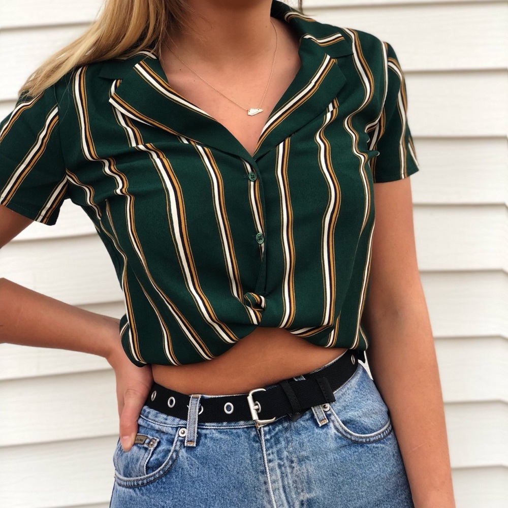Striped Cropped Shirt||🐛